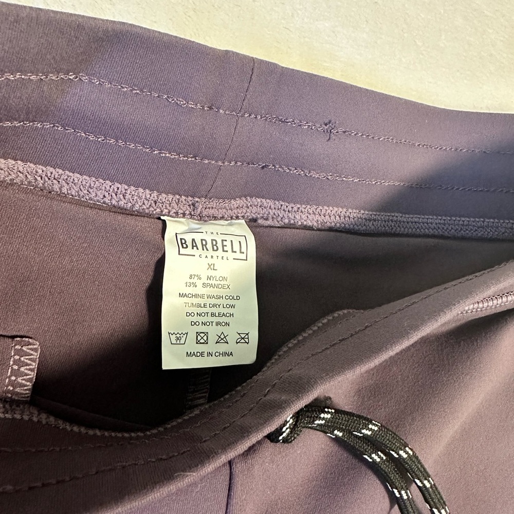 Barbell cartel xl women’s joggers
